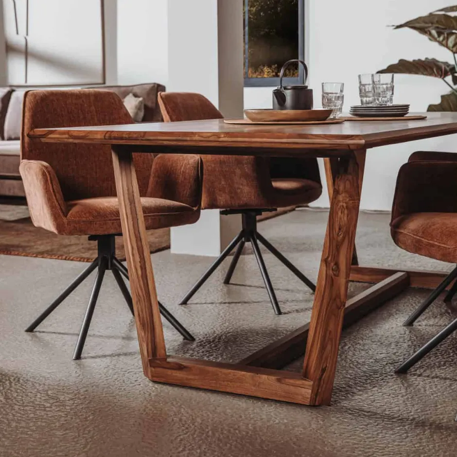 Eettafels*HUUS Eettafel Dimaro